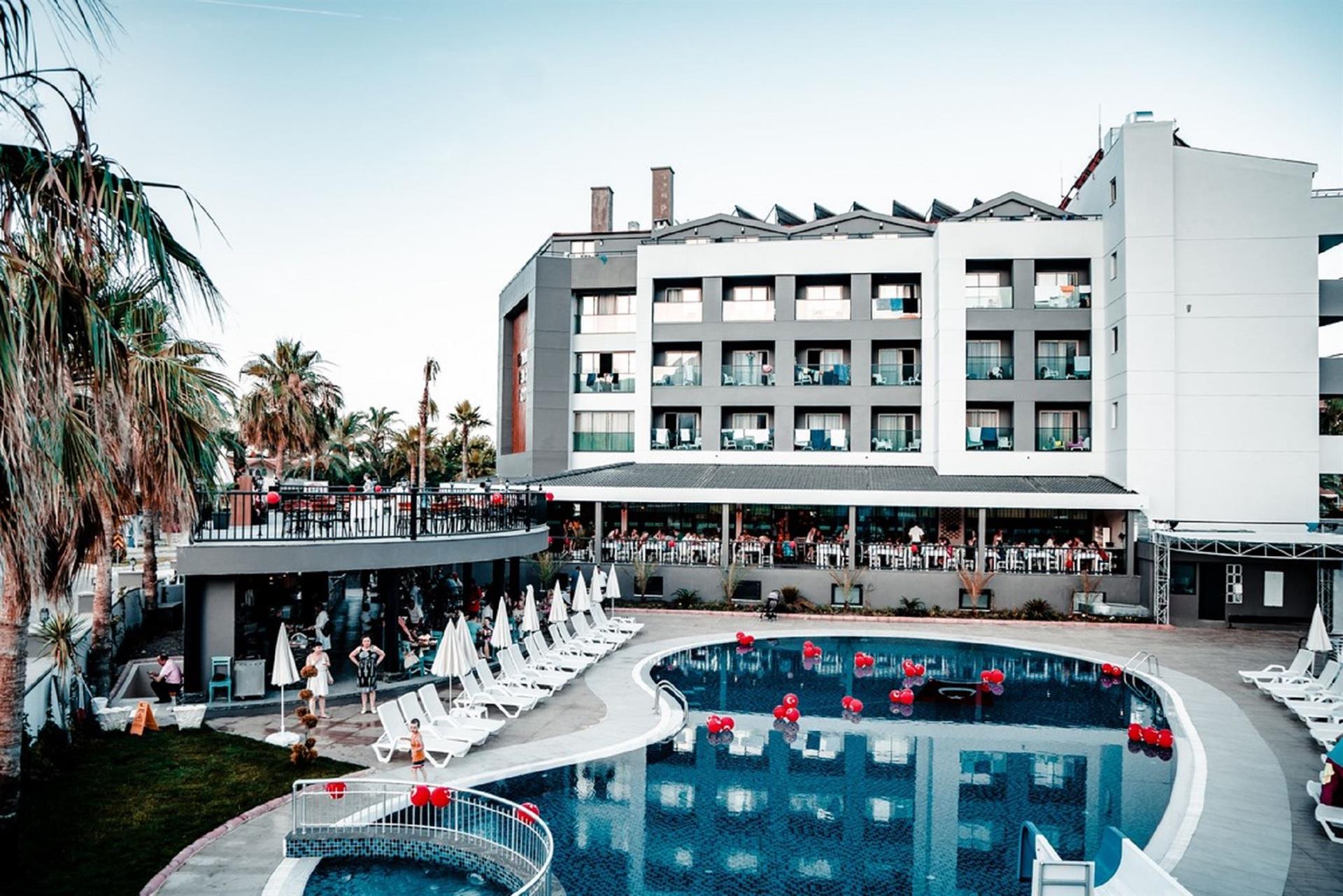 ISTANBUL BEACH HOTEL