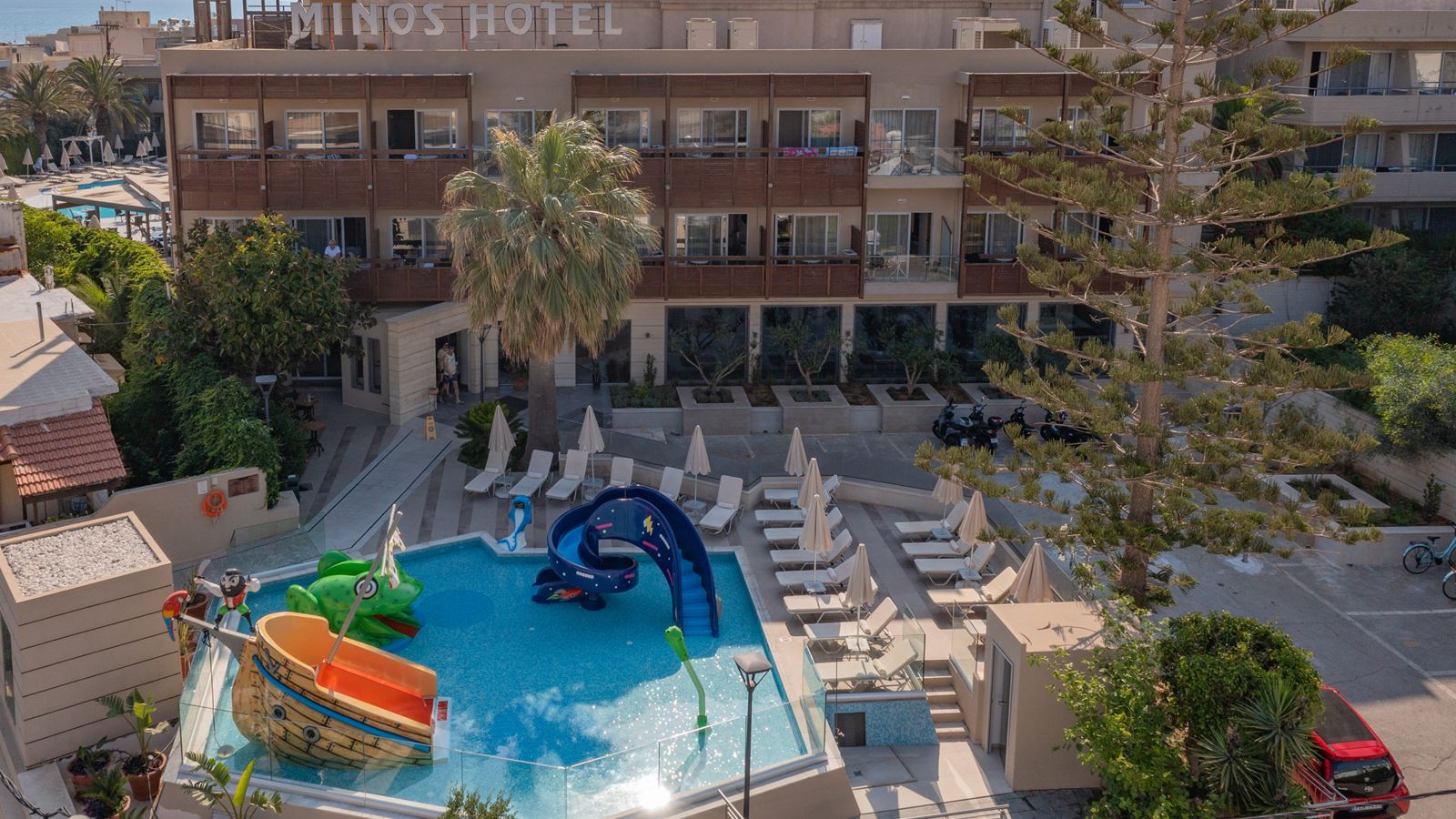 MINOS HOTEL