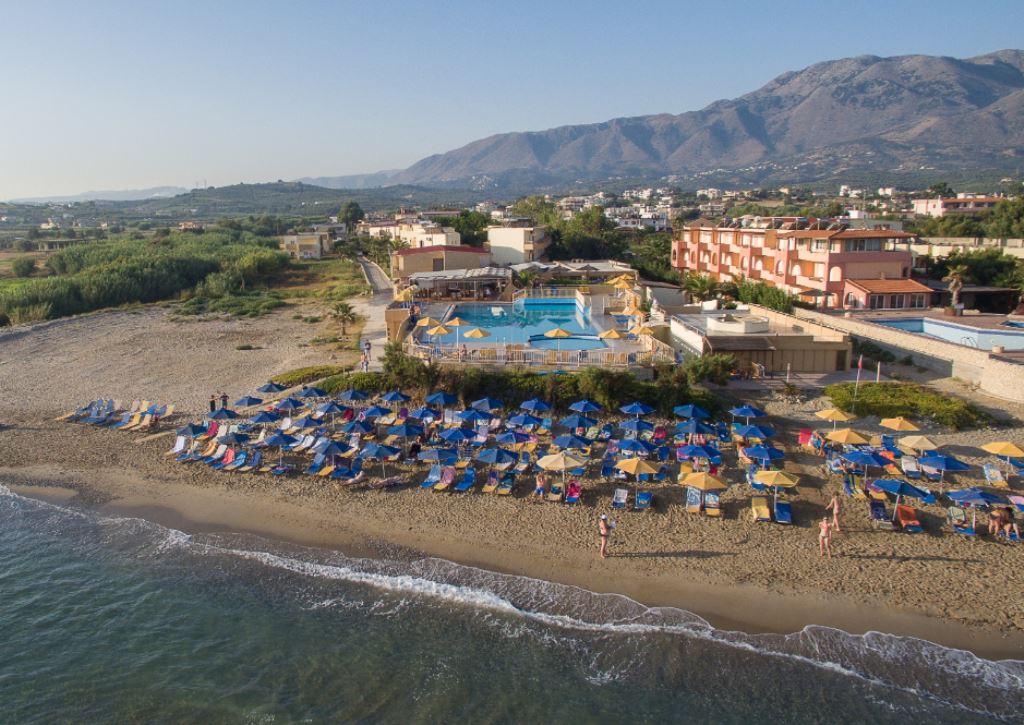 KAVROS BEACH HOTEL