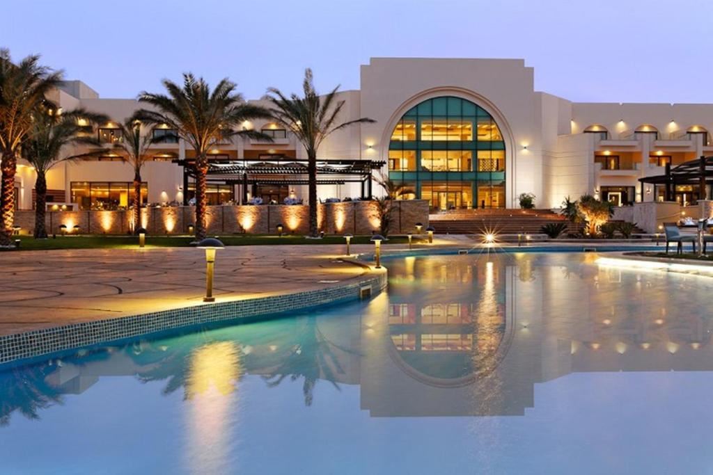 MOVENPICK WATERPARK RESORT & SPA SOMA BAY