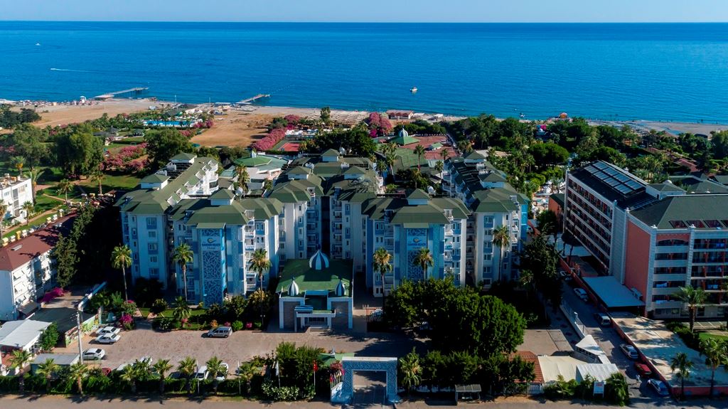 THE GARDEN BEACH HOTEL