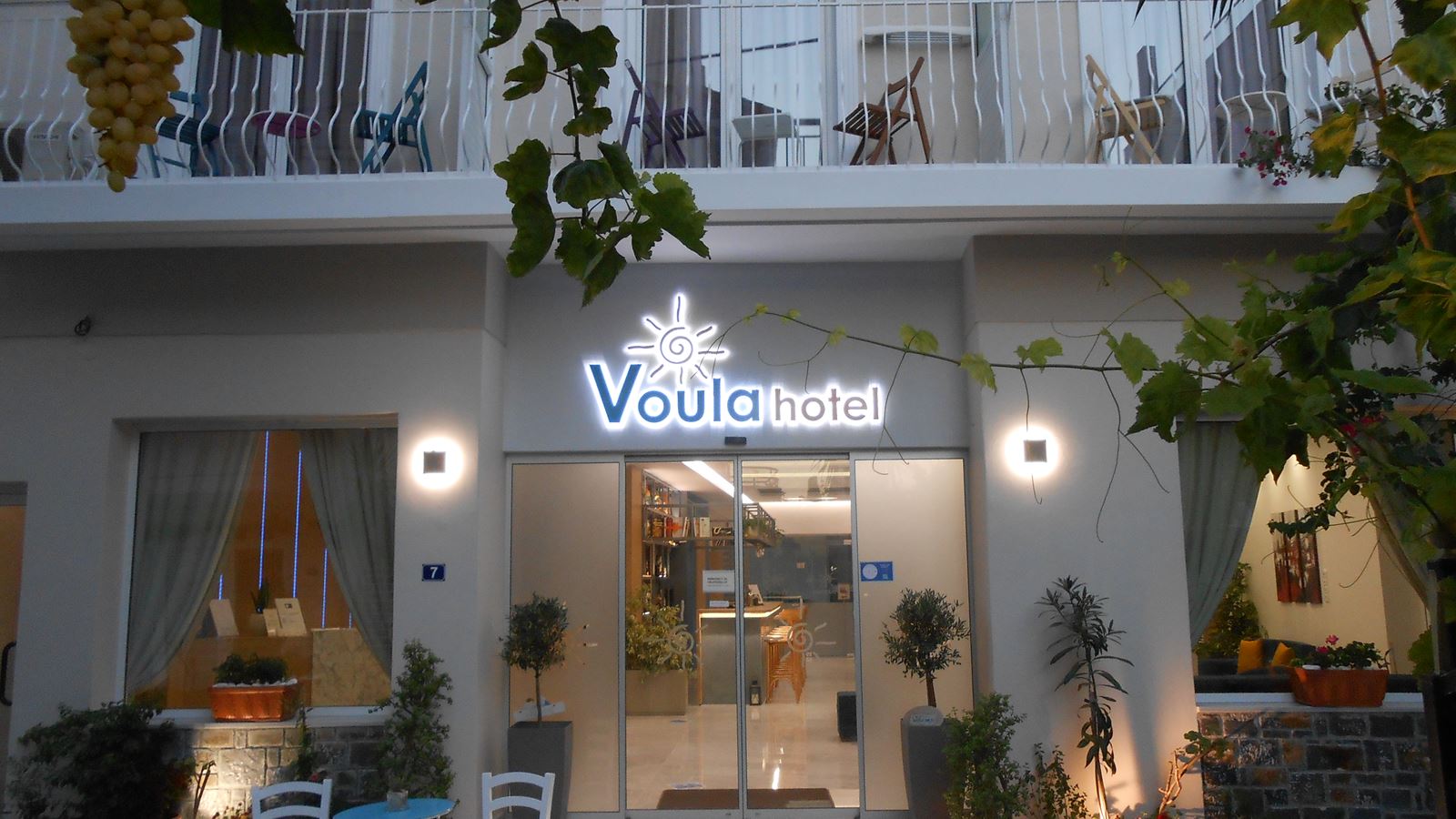 VOULA HOTEL