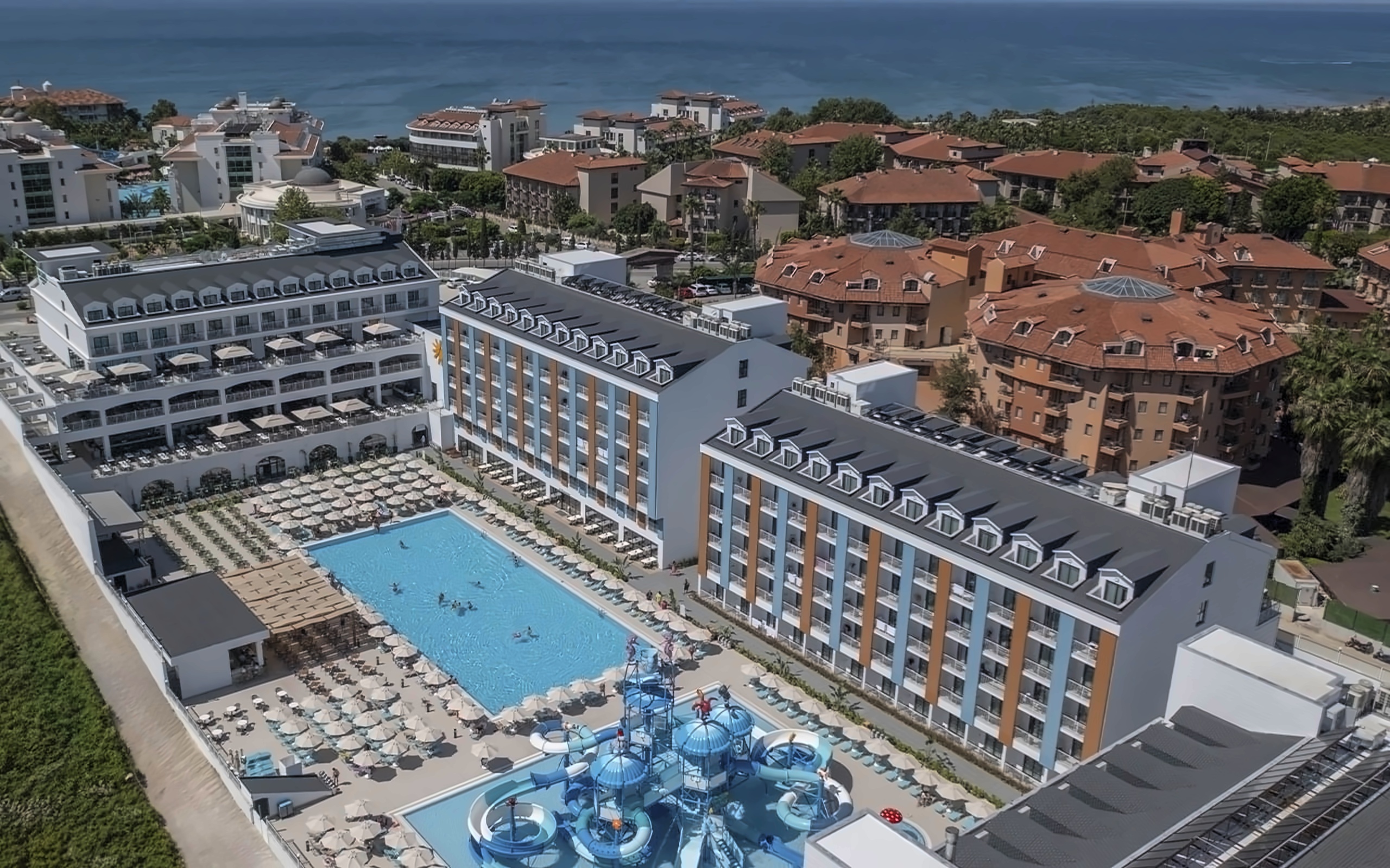 ARCANUS HOTELS TRENDLINE SIDE