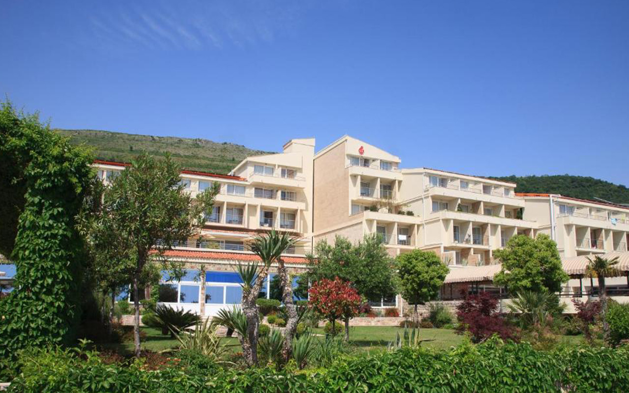 PALAS HOTEL