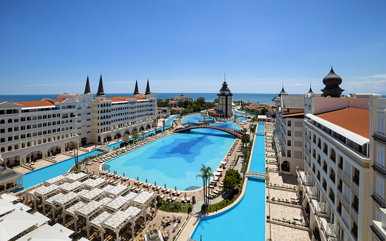 TITANIC MARDAN PALACE