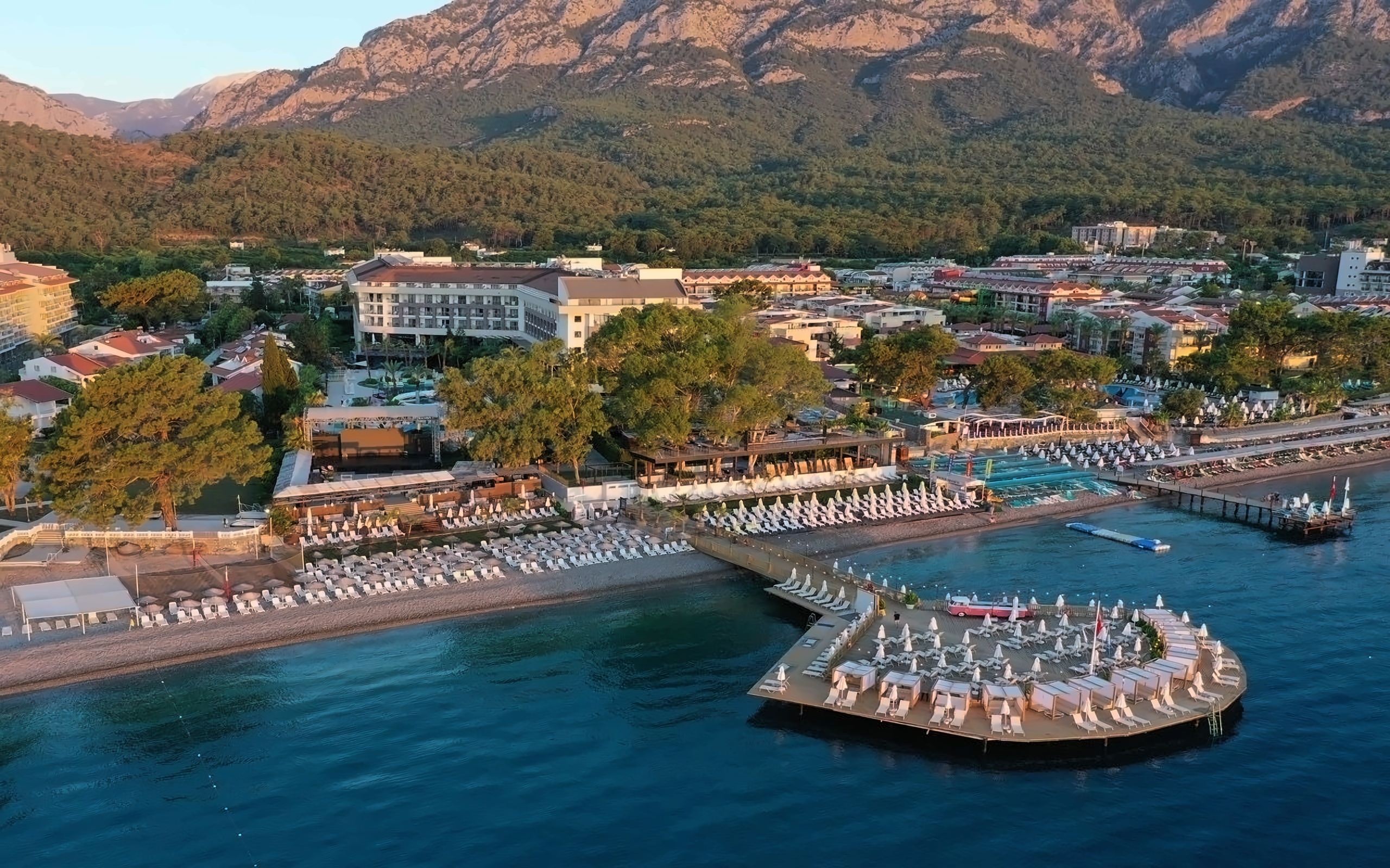 DOUBLETREE BY HILTON KEMER