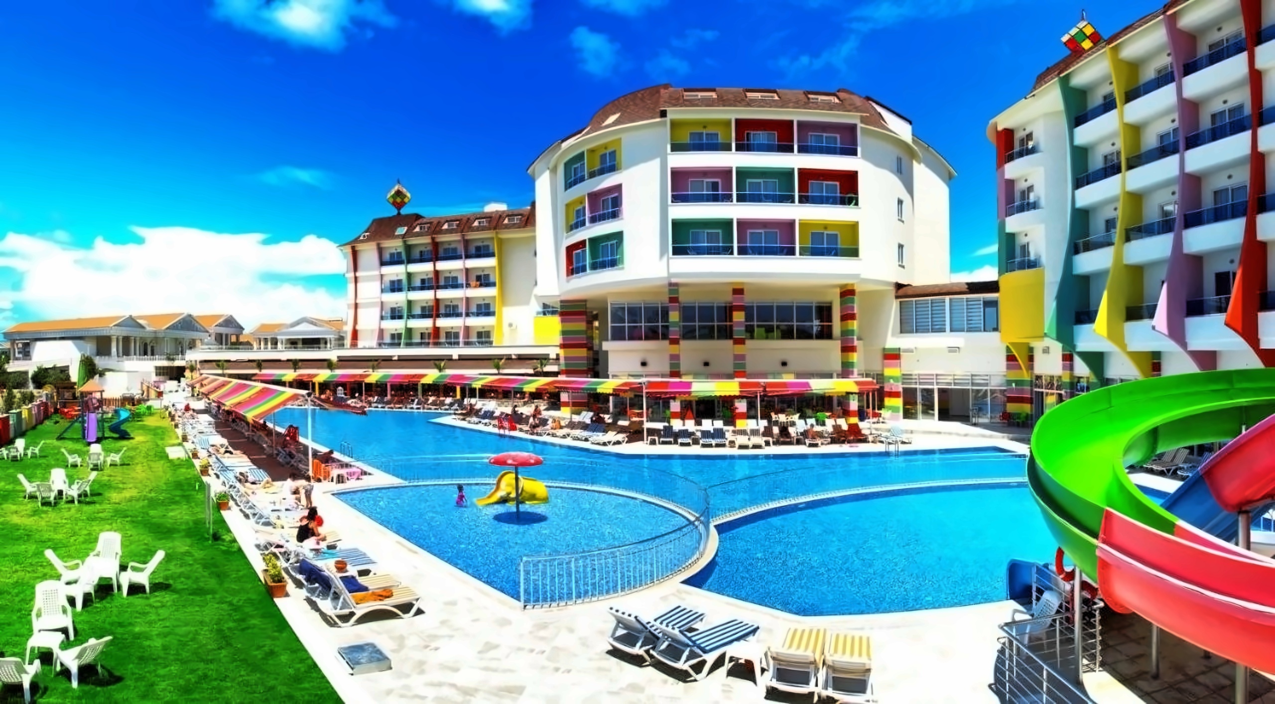 RAMADA RESORT BY WYNDHAM SIDE