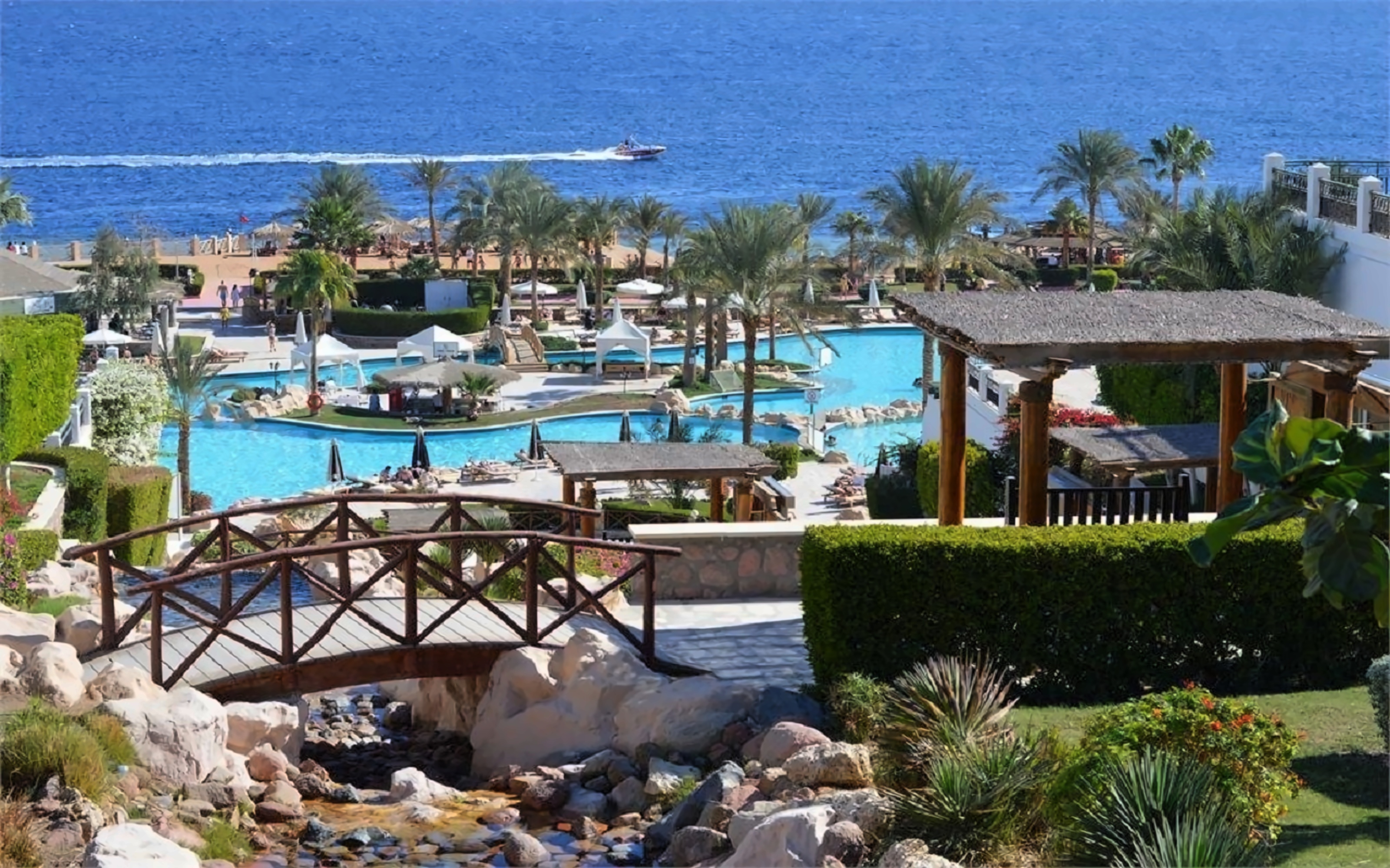 SAFIR SHARM WATERFALLS RESORT (EX. HILTON WATERFALLS)