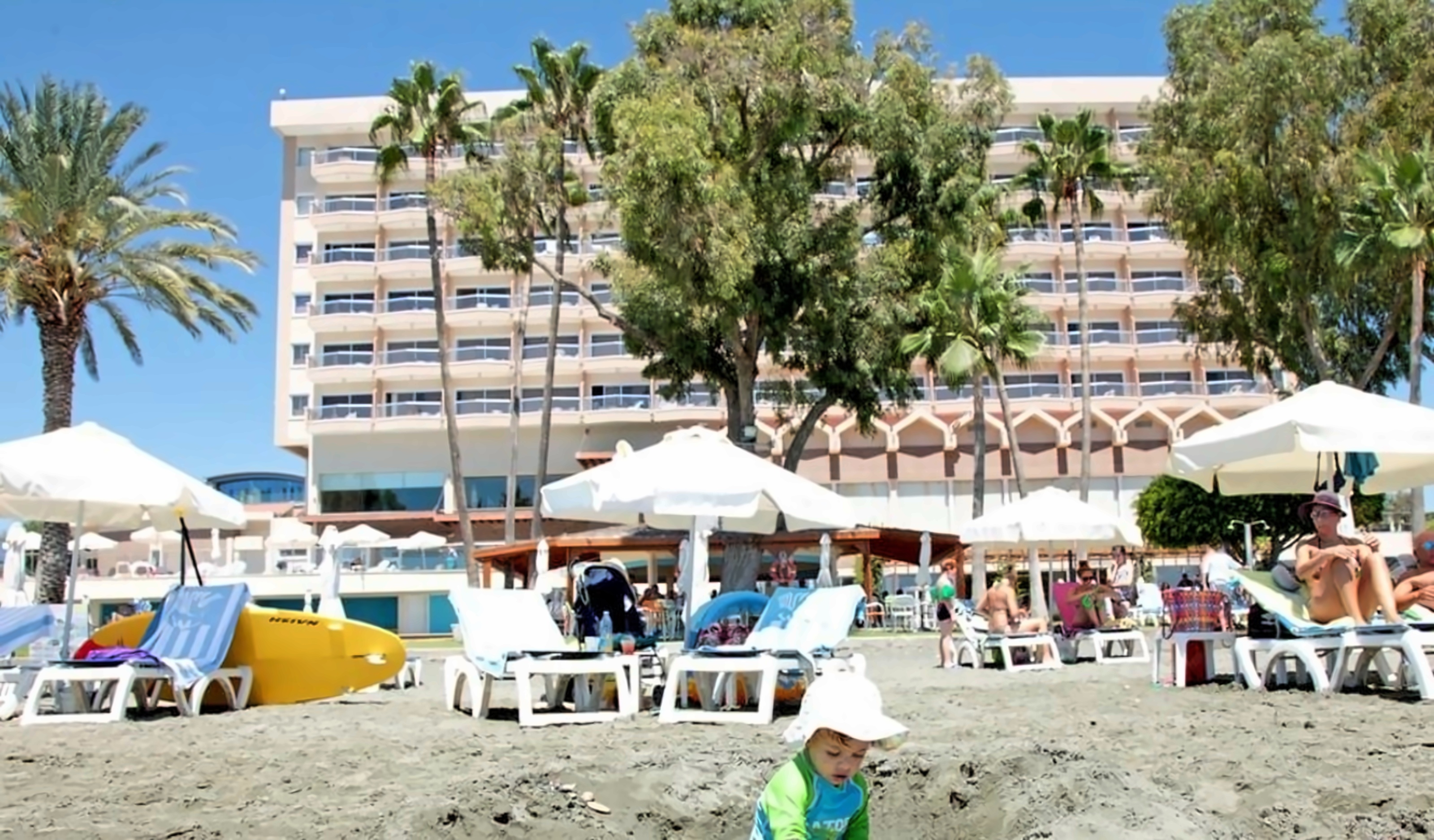 POSEIDONIA BEACH HOTEL