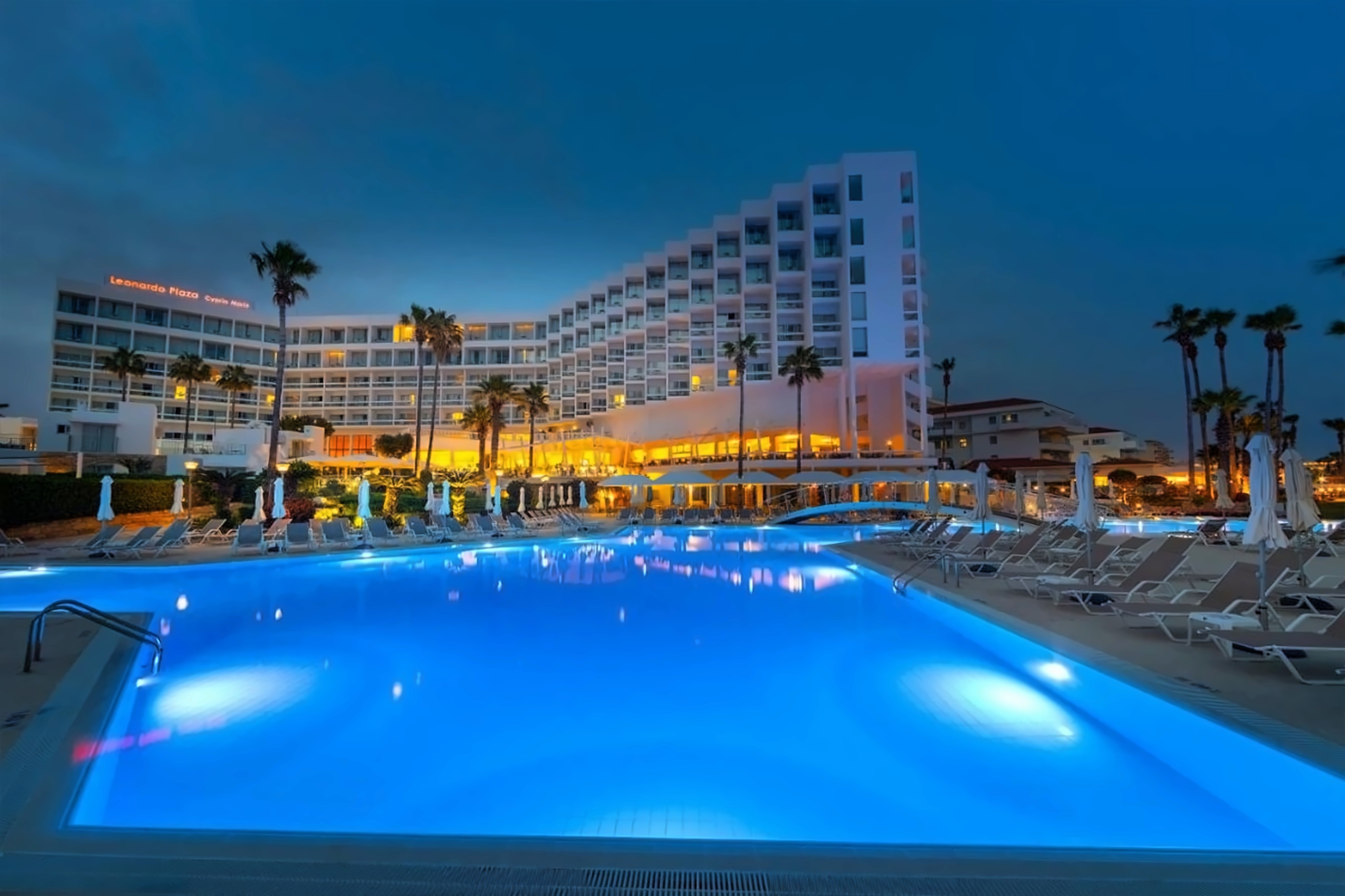 LEONARDO PLAZA CYPRIA MARIS BEACH HOTEL & SPA (ADULTS ONLY 16+ )