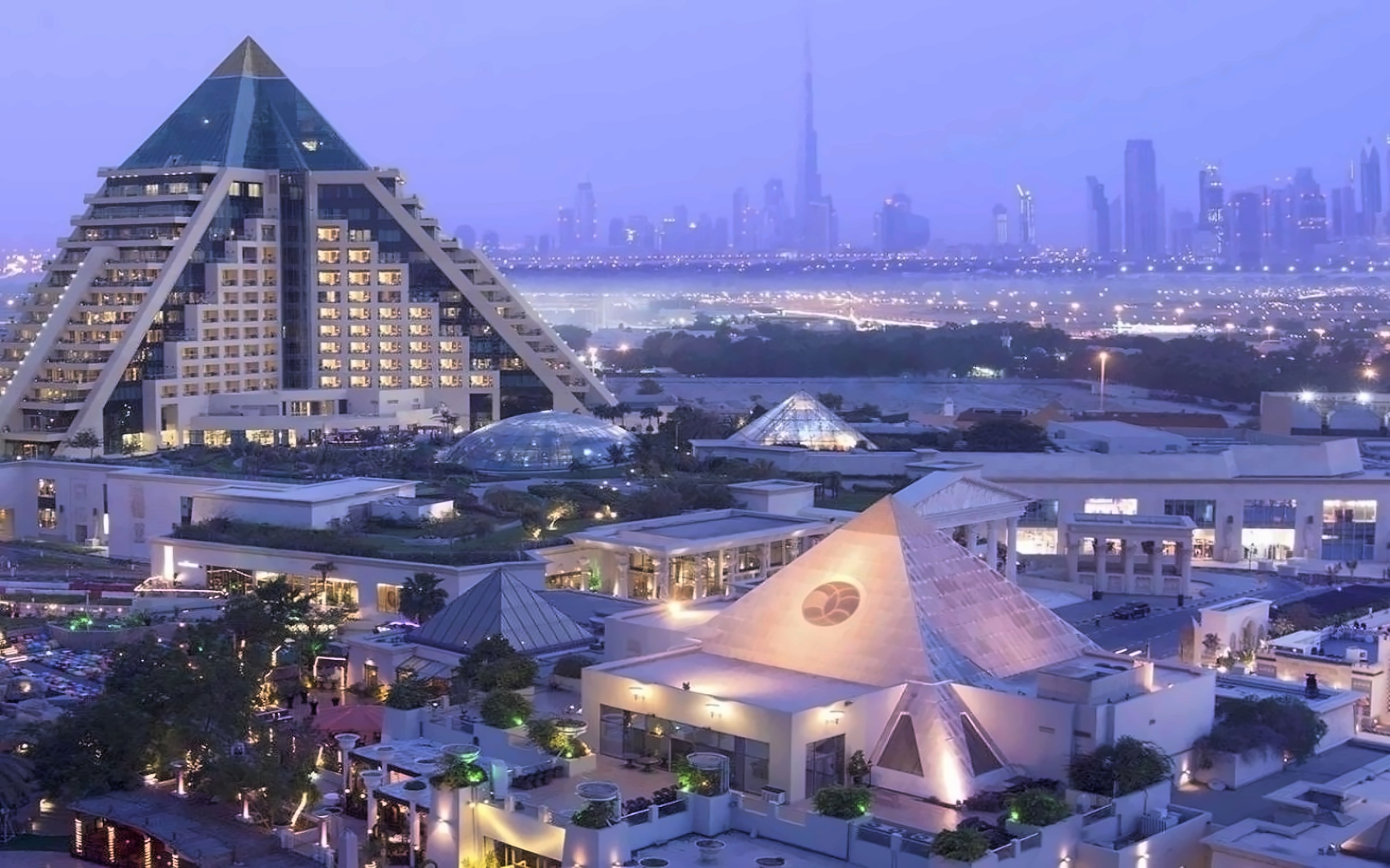 RAFFLES DUBAI