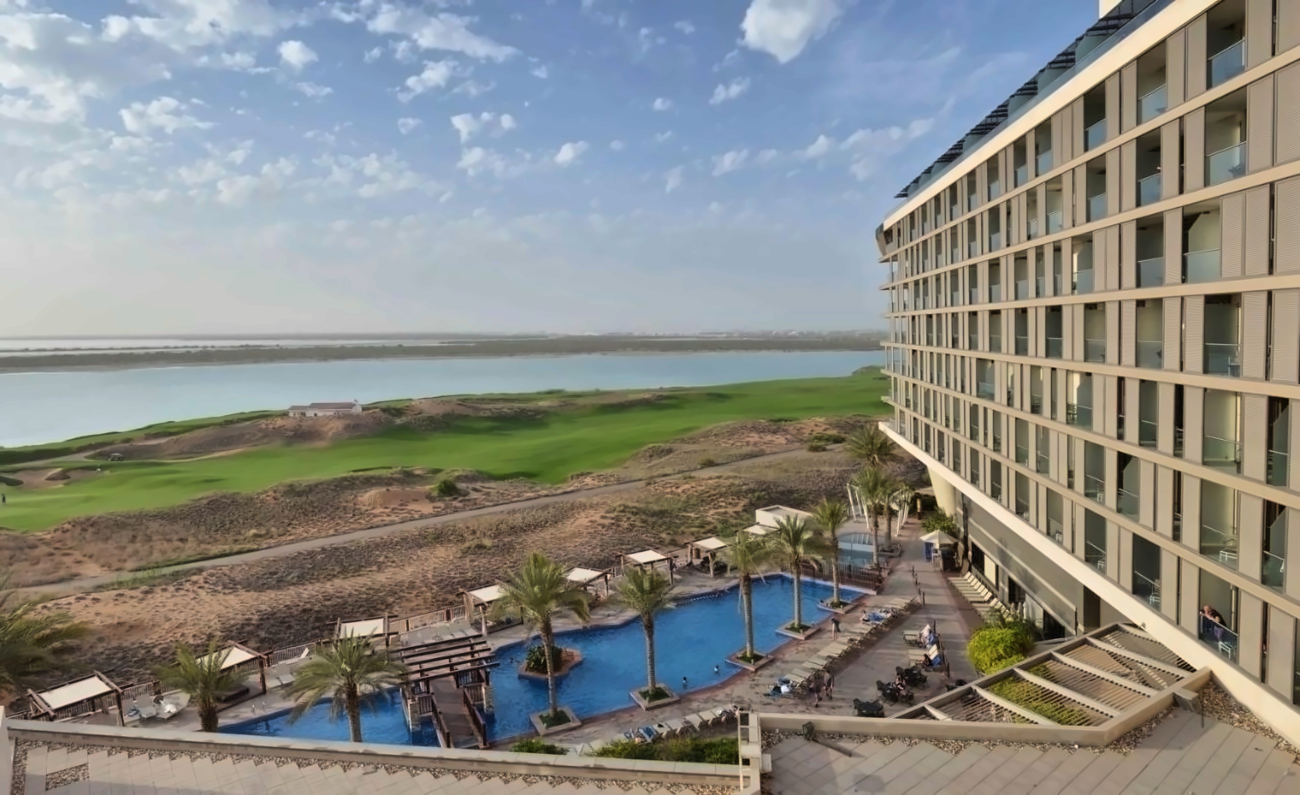 RADISSON BLU HOTEL ABU DHABI YAS ISLAND