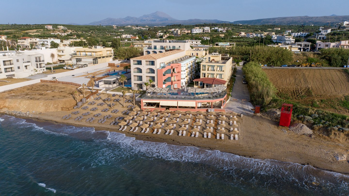 DEDALOS BEACH HOTEL