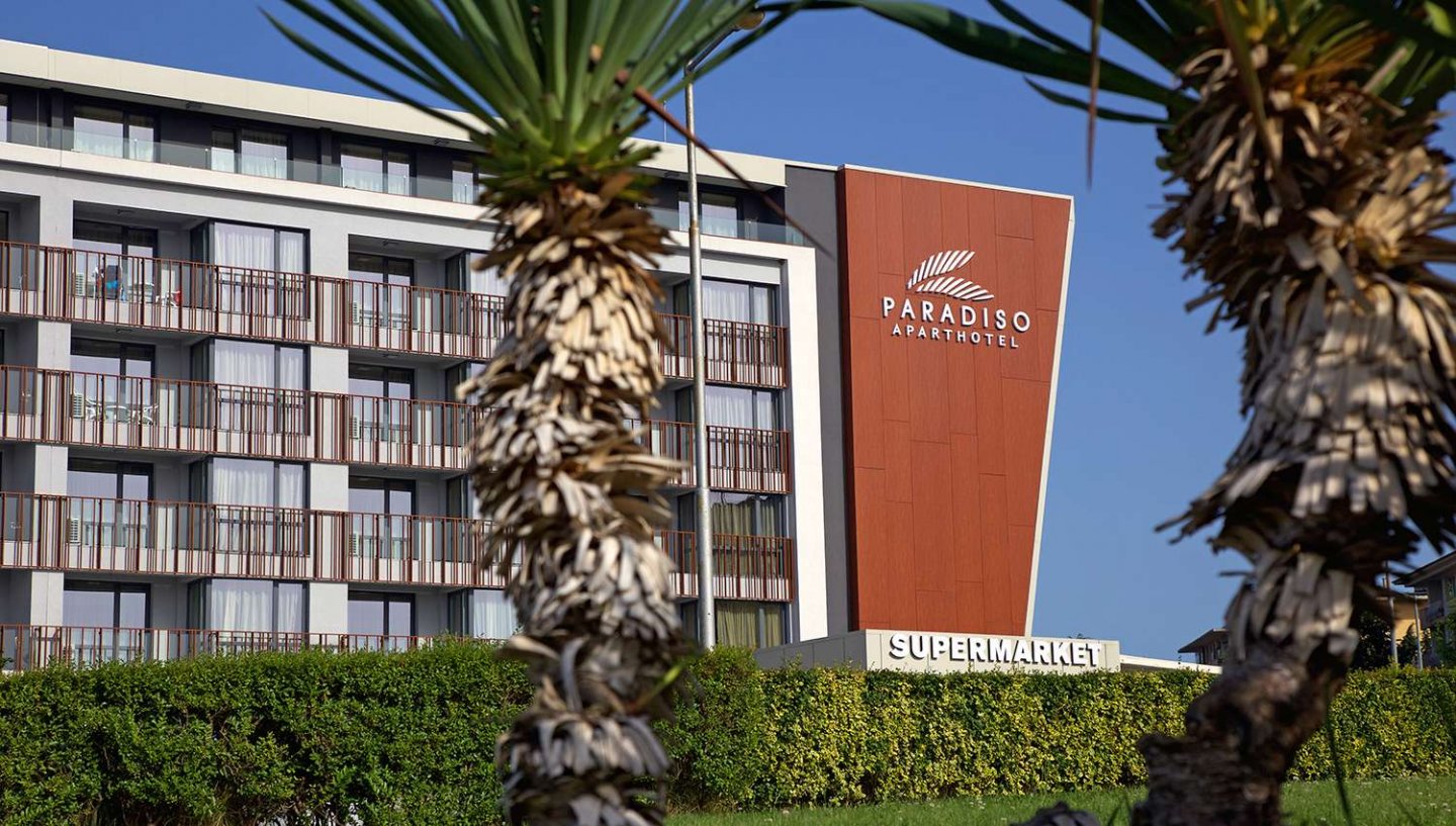 PARADISO APARTHOTEL