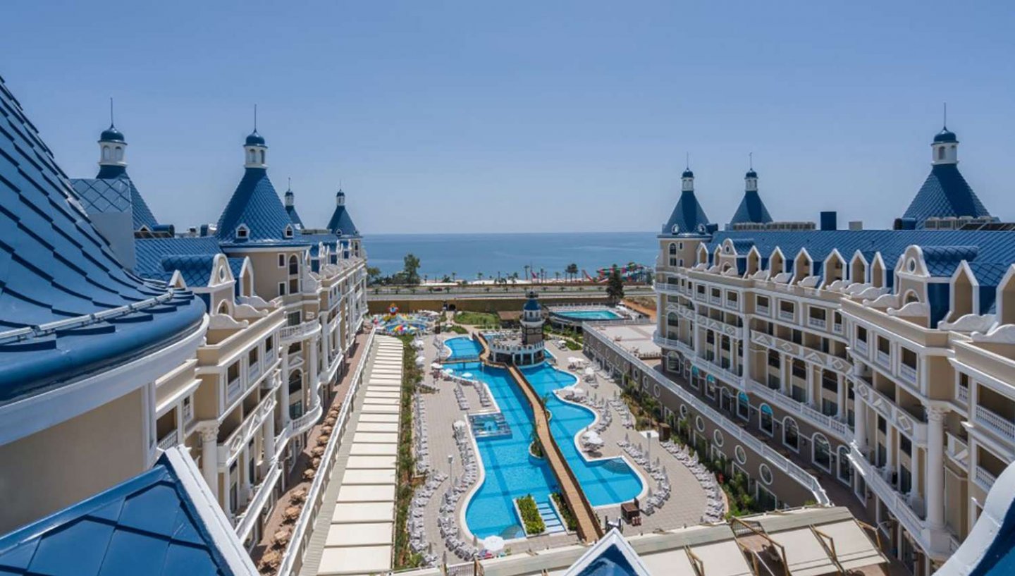 HAYDARPASHA PALACE