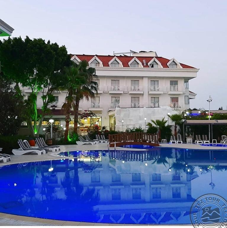 GRAND MIR`AMOR HOTEL